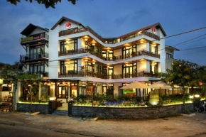 Threeway Riverside Villa